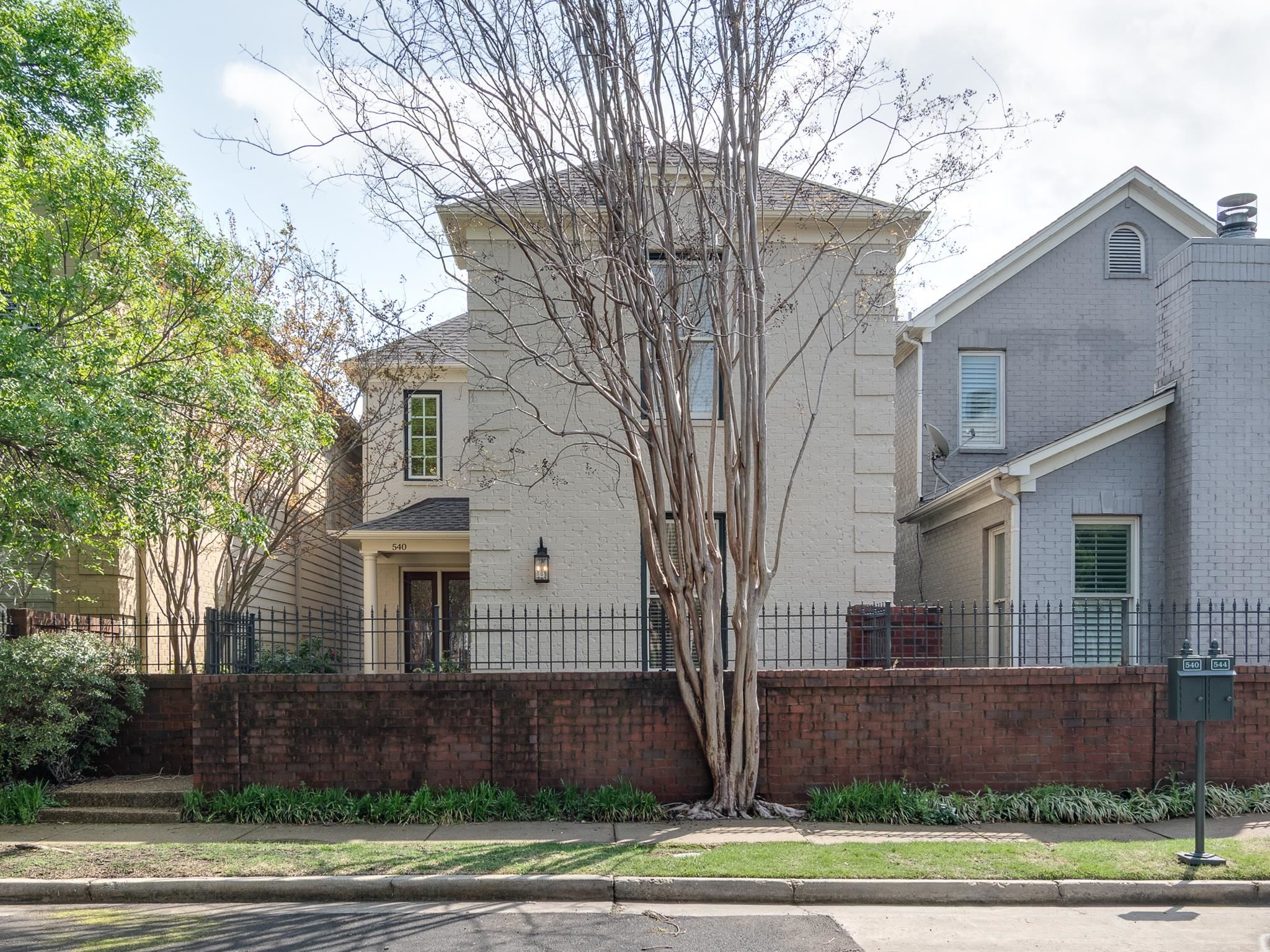 540 Rienzi Drive Memphis, TN 38103 - Photo 1 of 30 Gallery Image 1