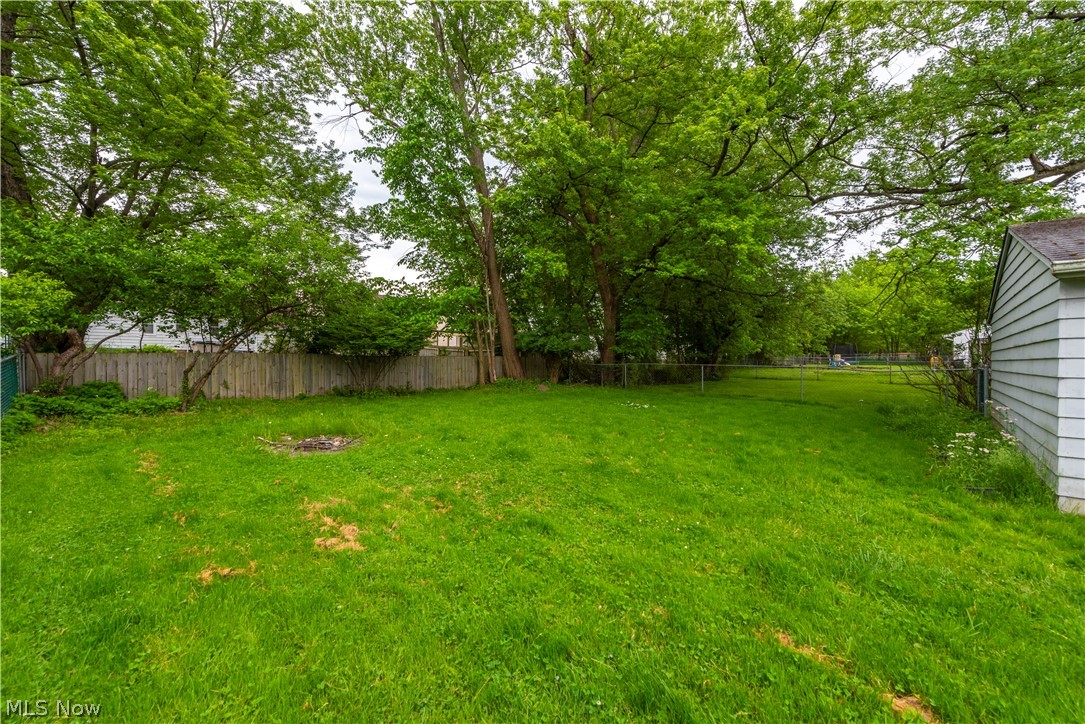 1347 Churchill Road Lyndhurst, OH 44124 - Photo 24 of 24