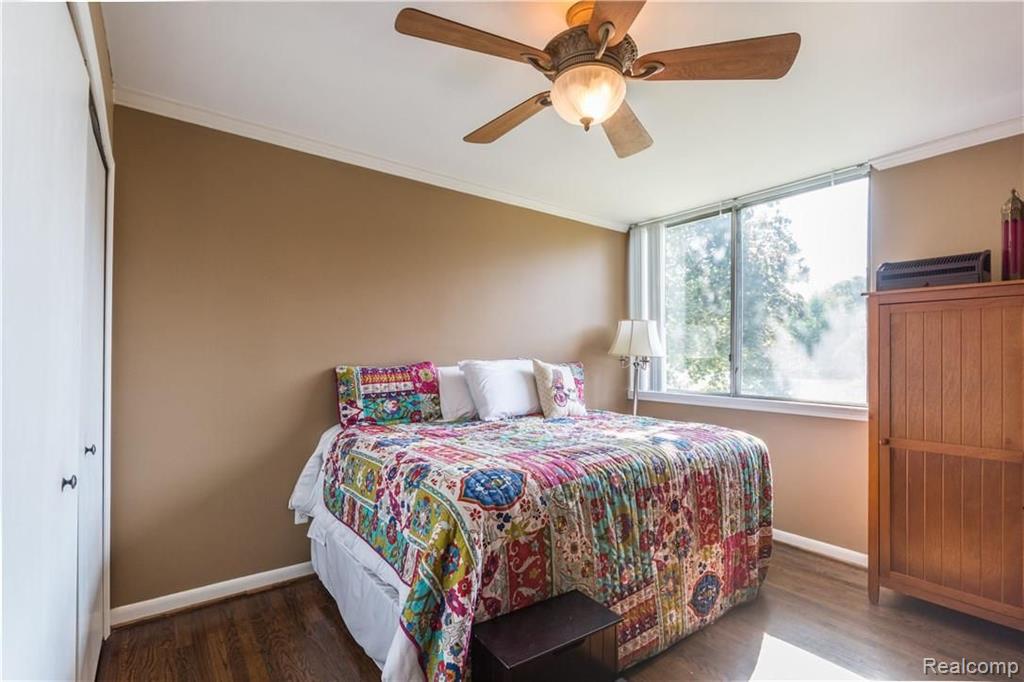 4043 West Maple Road, Unit D Bloomfield Hills, MI 48301 - Photo 19 of 24