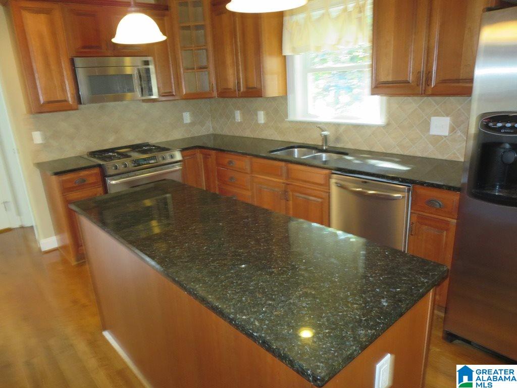 105 Cliff Road Sterrett, AL 35147 - Photo 12 of 41