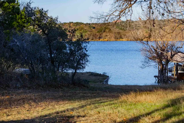$1,000,000 | 185 Roadrunner Lane, Burnet, TX 78611