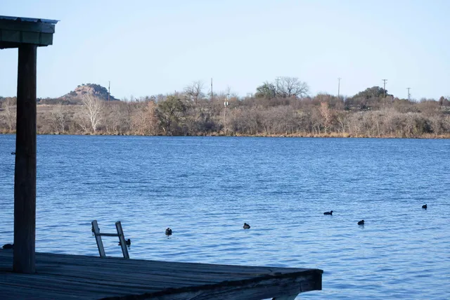 $1,000,000 | 185 Roadrunner Lane, Burnet, TX 78611