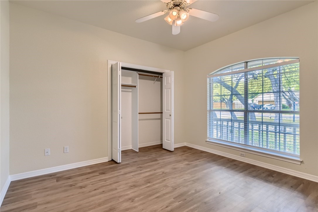 511 Susana Drive Georgetown, TX 78628 - Photo 21 of 31 Third Bedroom