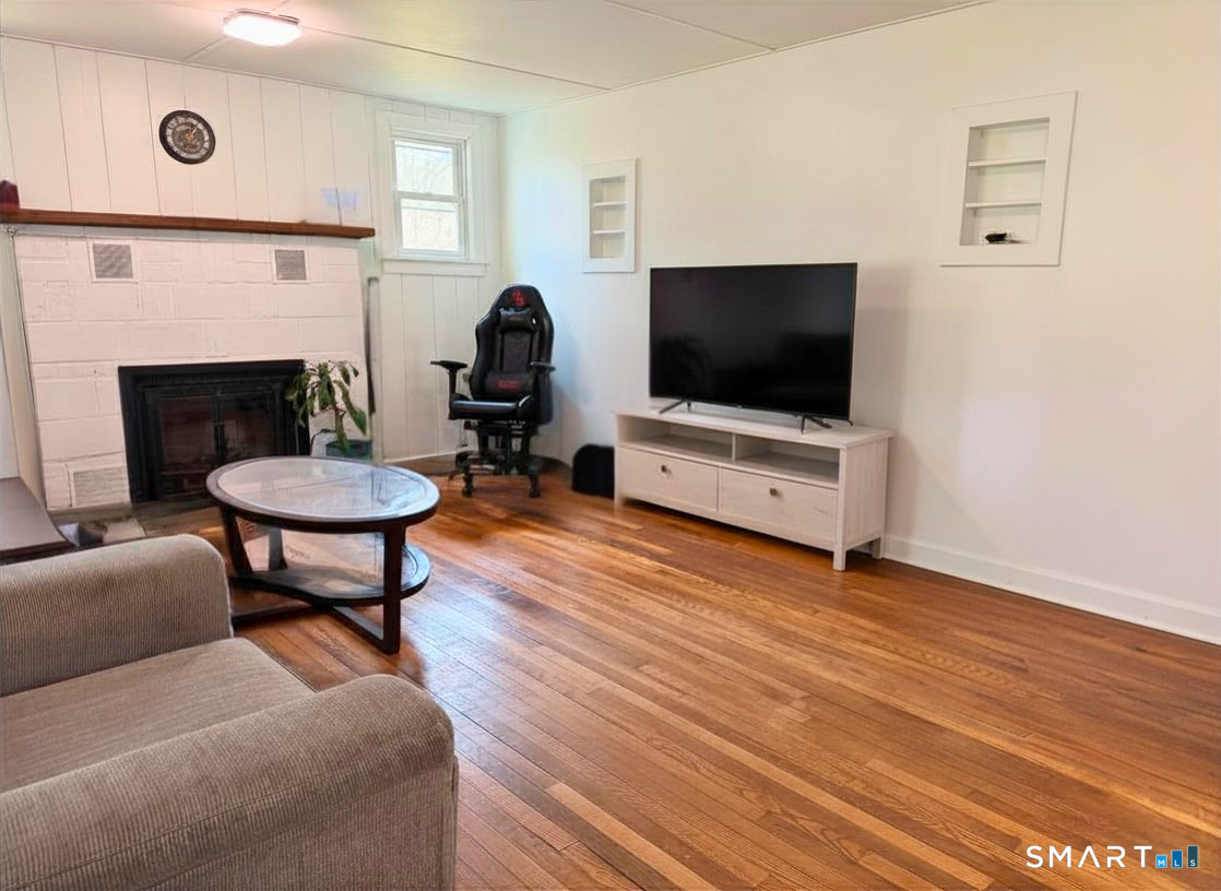 130 Paper Mill Road New Milford, CT 06776 - Photo 16 of 26