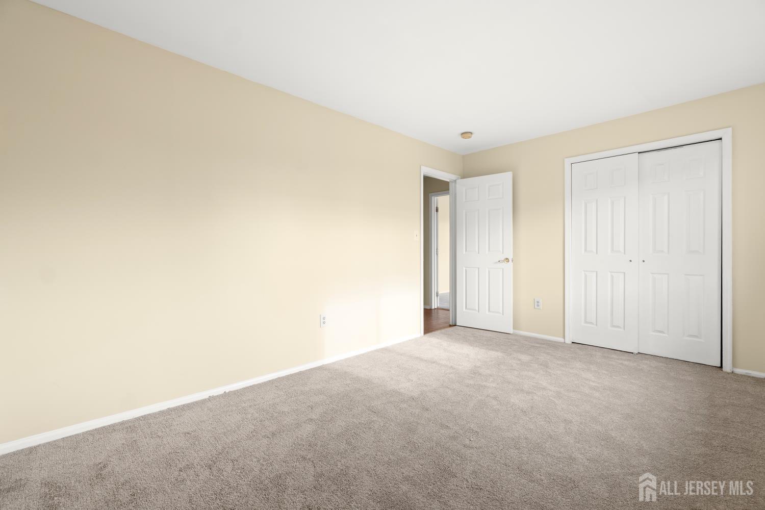 1606 Madaline Drive Avenel, NJ 07001 - Photo 15 of 26