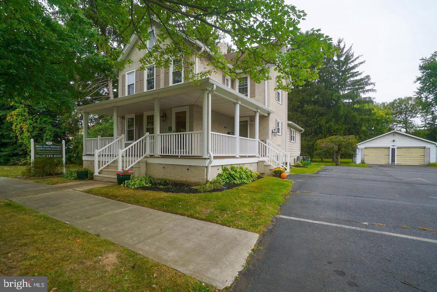 32 West Upper Ferry Road Ewing, NJ 08628 - Photo 2 of 16