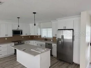 $2,800 | 2042 Cleveland Street, Clearwater, FL 33765