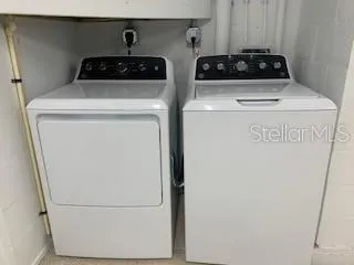 $2,800 | 2042 Cleveland Street, Clearwater, FL 33765