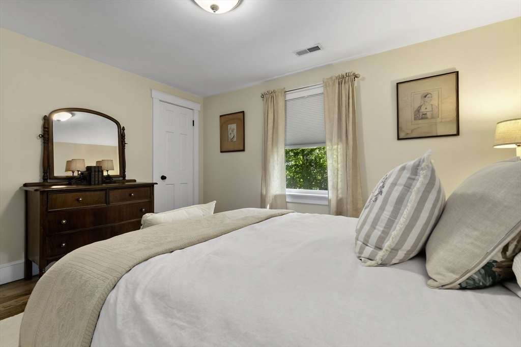 40 Orchard Road Hamilton, MA 01982 - Photo 28 of 42 Gallery Image 28