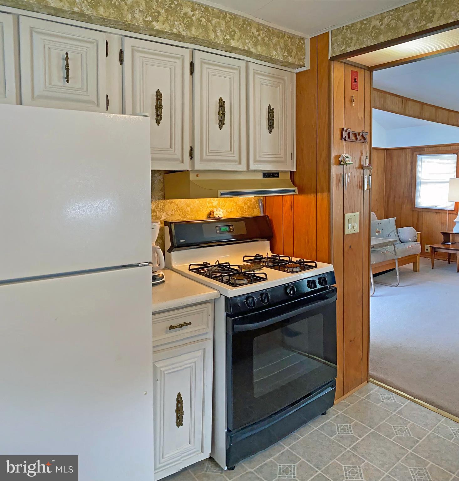 32 Lantern Lane Rehoboth Beach, DE 19971 - Photo 5 of 17 Kitchen