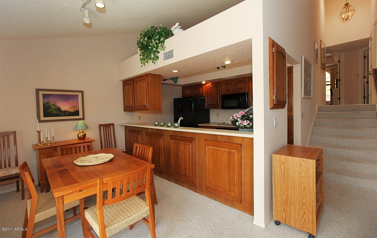 25609 Forest Road, Unit 14 Rio Verde, AZ 85263 - Photo 3 of 23 Dining and Kitchen area