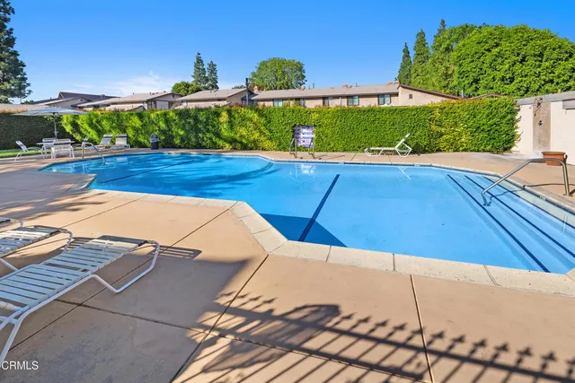 $549,000 | 8231 Mason Avenue, Unit E, Winnetka, CA 91306