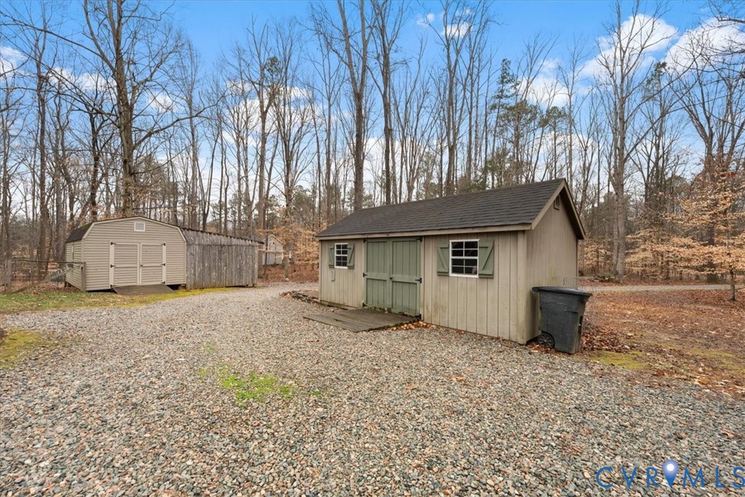 4380 Pierce Road Powhatan, VA 23139 - Photo 16 of 25