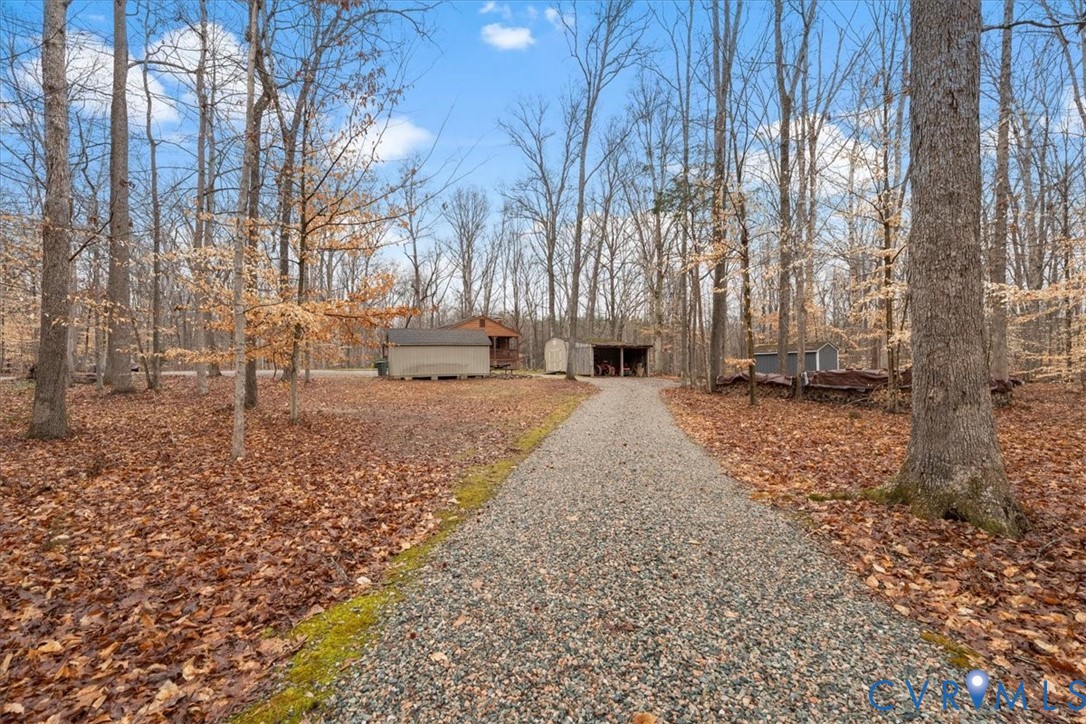 4380 Pierce Road Powhatan, VA 23139 - Photo 17 of 25
