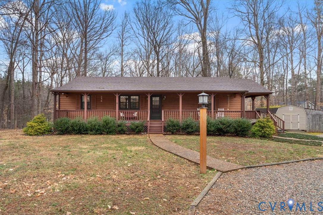 4380 Pierce Road Powhatan, VA 23139 - Photo 2 of 25