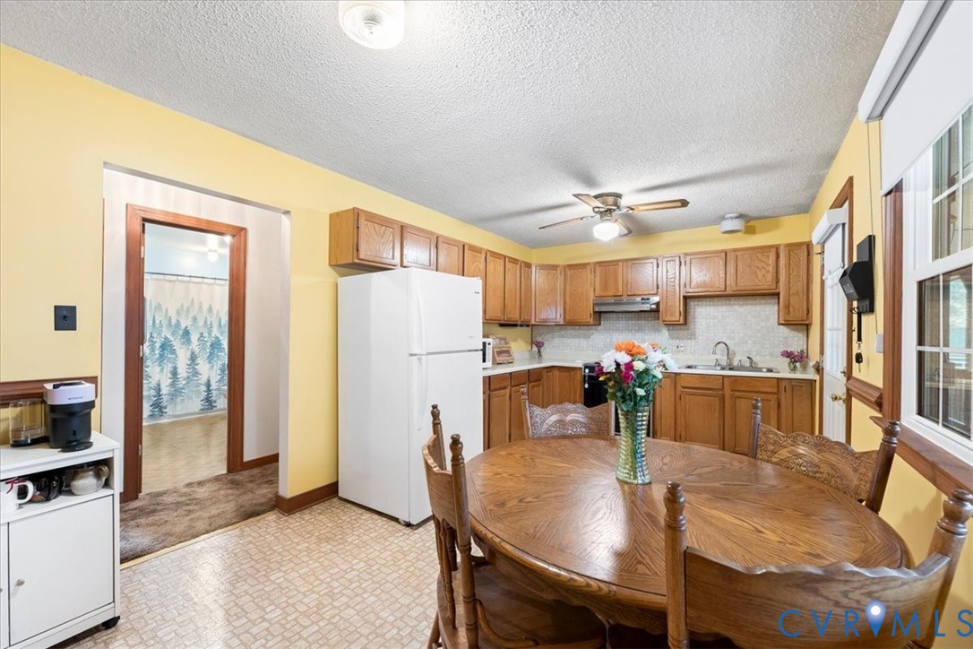 4380 Pierce Road Powhatan, VA 23139 - Photo 6 of 25