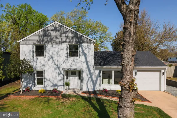 $959,900 | 13622 Ellendale Drive, Chantilly, VA 20151
