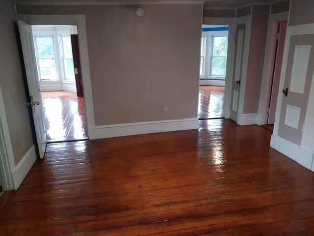 $2,400 | 21 Pleasant Street, Unit 2, Upton, MA 01568