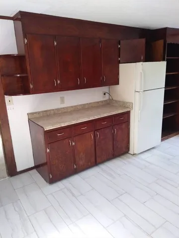 $2,400 | 21 Pleasant Street, Unit 2, Upton, MA 01568