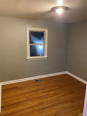 $120,000 | 8127 Airport Road, St. Louis, MO 63134