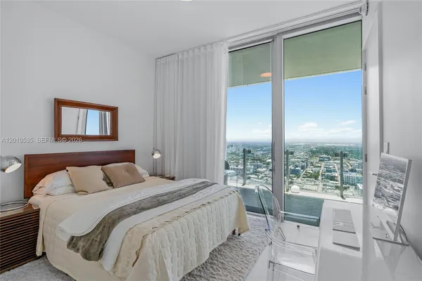 $9,850 | 700 Northeast 26th Terrace, Unit 5606, Miami, FL 33137