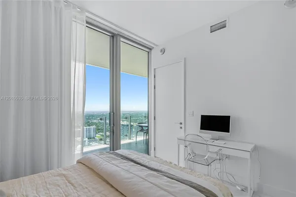 $9,850 | 700 Northeast 26th Terrace, Unit 5606, Miami, FL 33137