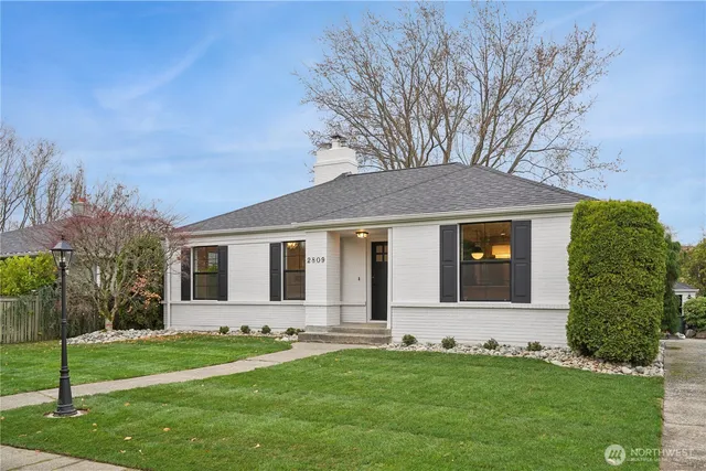 $7,500 | 2809 40th Avenue West, Seattle, WA 98199