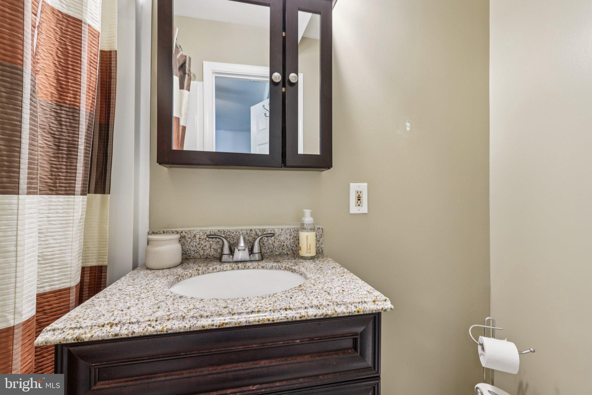 1609 Love Point Road Stevensville, MD 21666 - Photo 35 of 64 Seond bedroom en-suite full bathroom