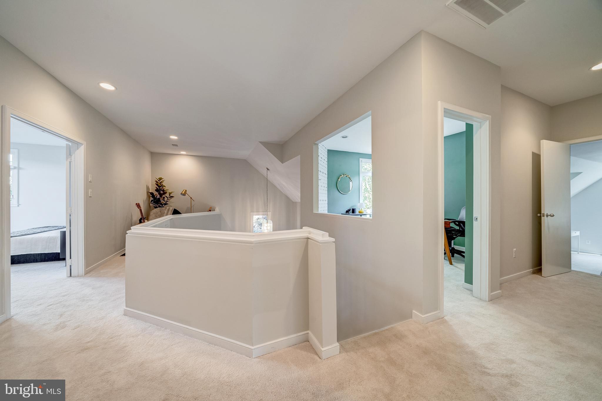 1472 Waterfront Road Reston, VA 20194 - Photo 38 of 81