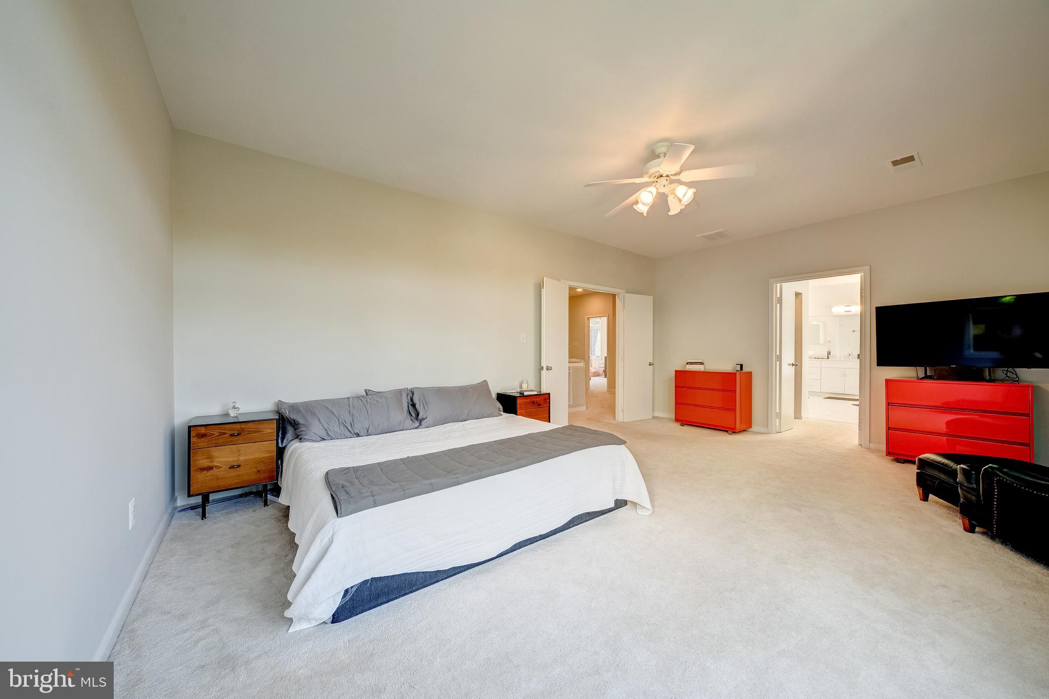 1472 Waterfront Road Reston, VA 20194 - Photo 41 of 81