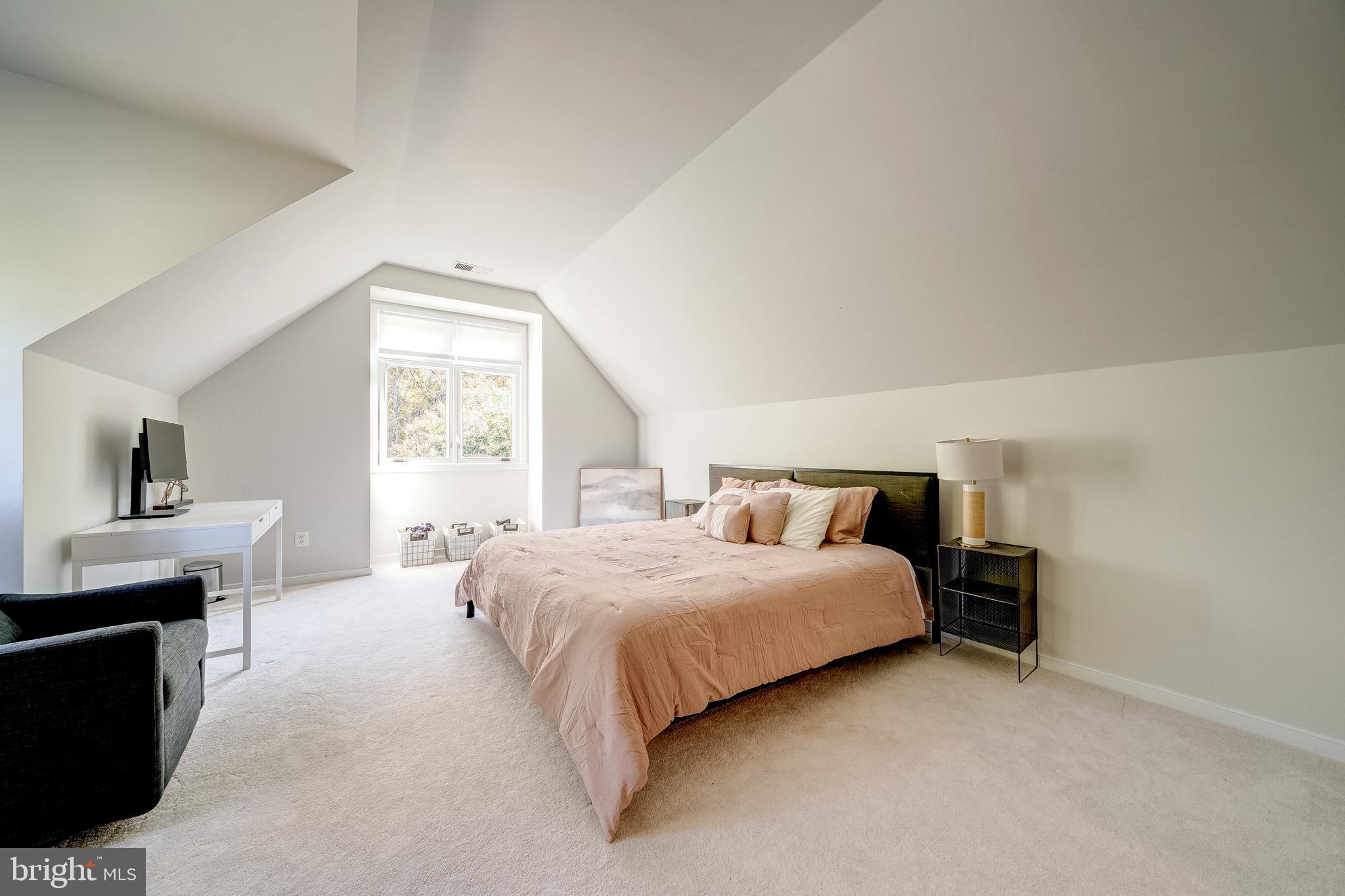 1472 Waterfront Road Reston, VA 20194 - Photo 47 of 81