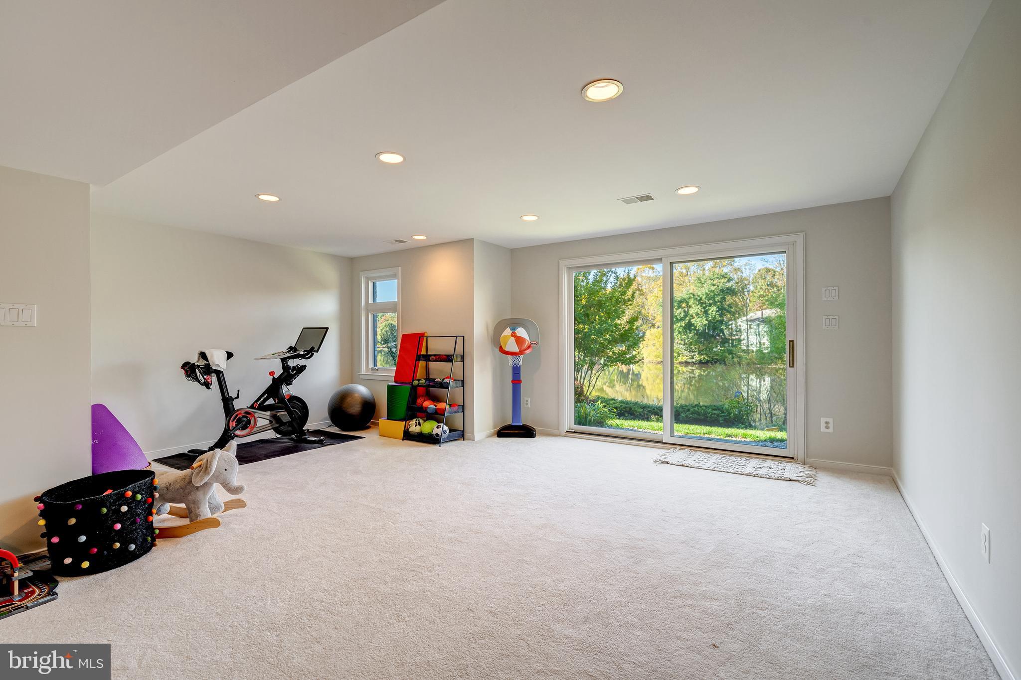 1472 Waterfront Road Reston, VA 20194 - Photo 57 of 81