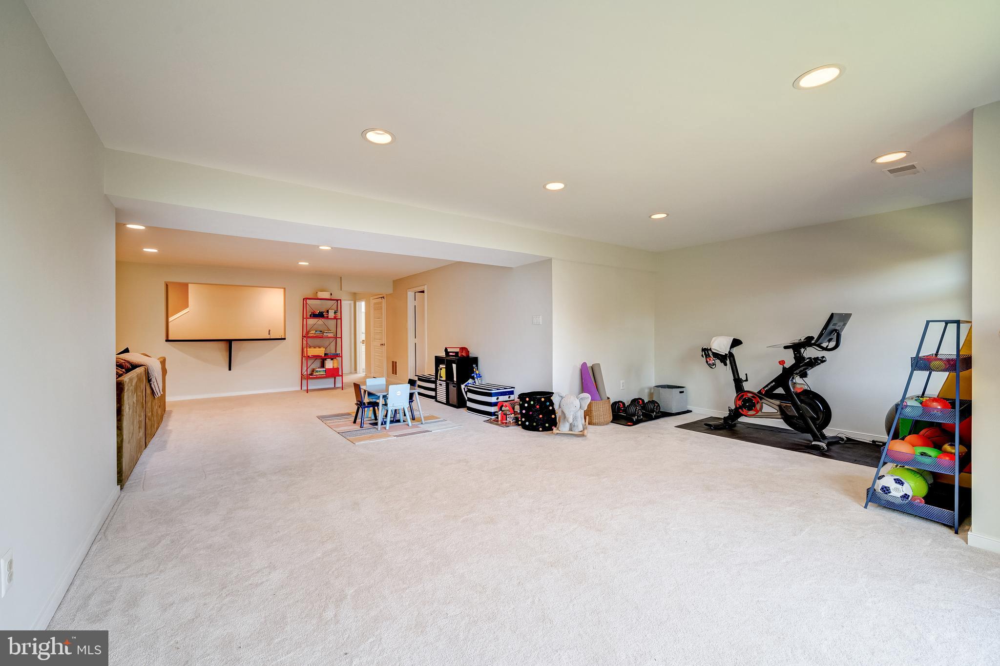 1472 Waterfront Road Reston, VA 20194 - Photo 58 of 81