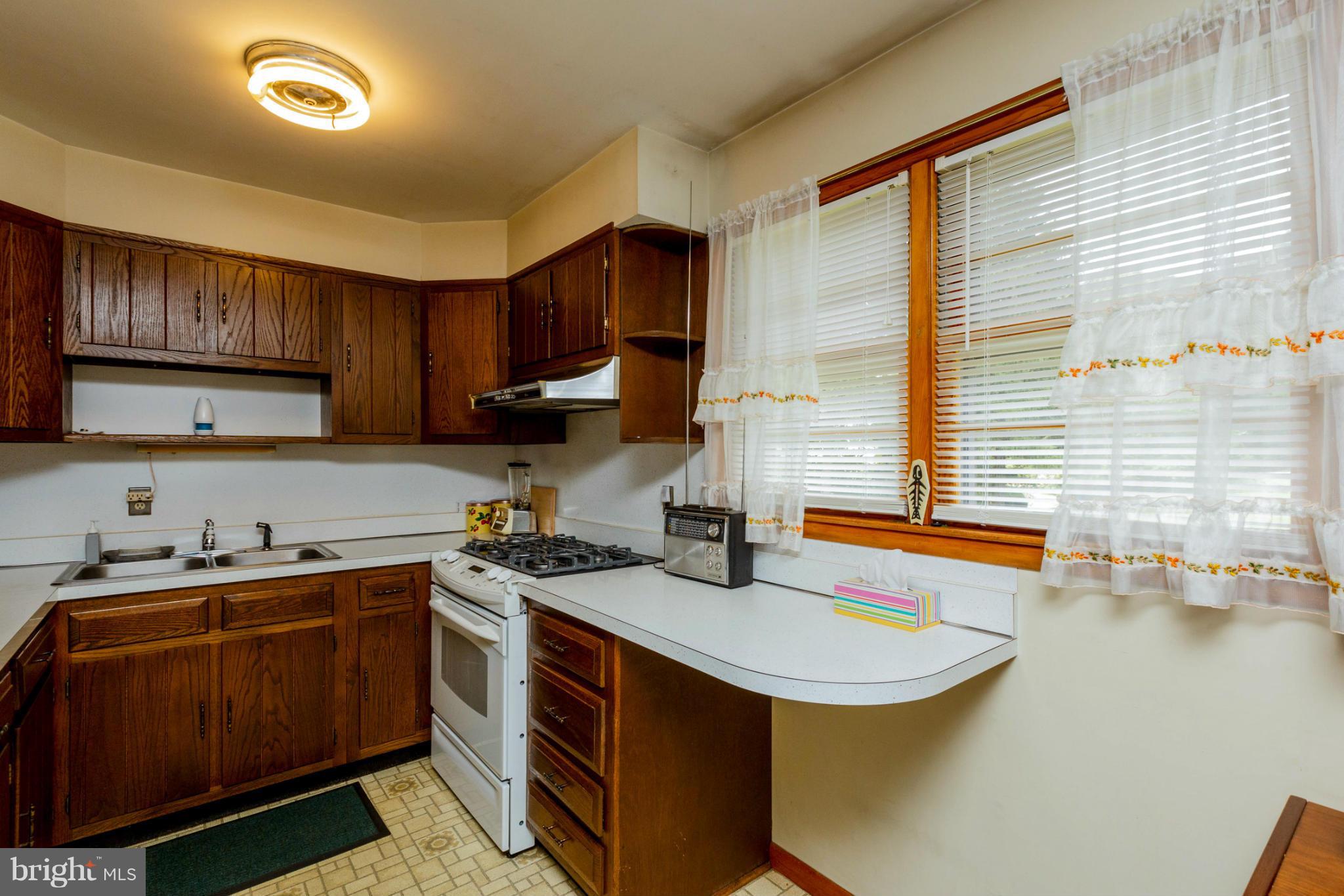7944 Dorsey Run Road Jessup, MD 20794 - Photo 14 of 27 Kitchen