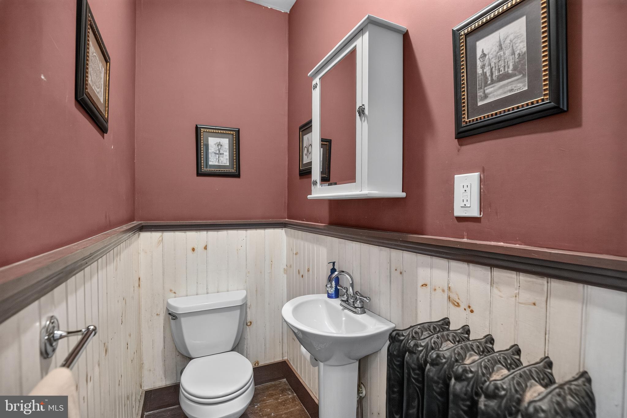 11450 Edge Hill Road Newburg, MD 20664 - Photo 21 of 65 half bath on main level