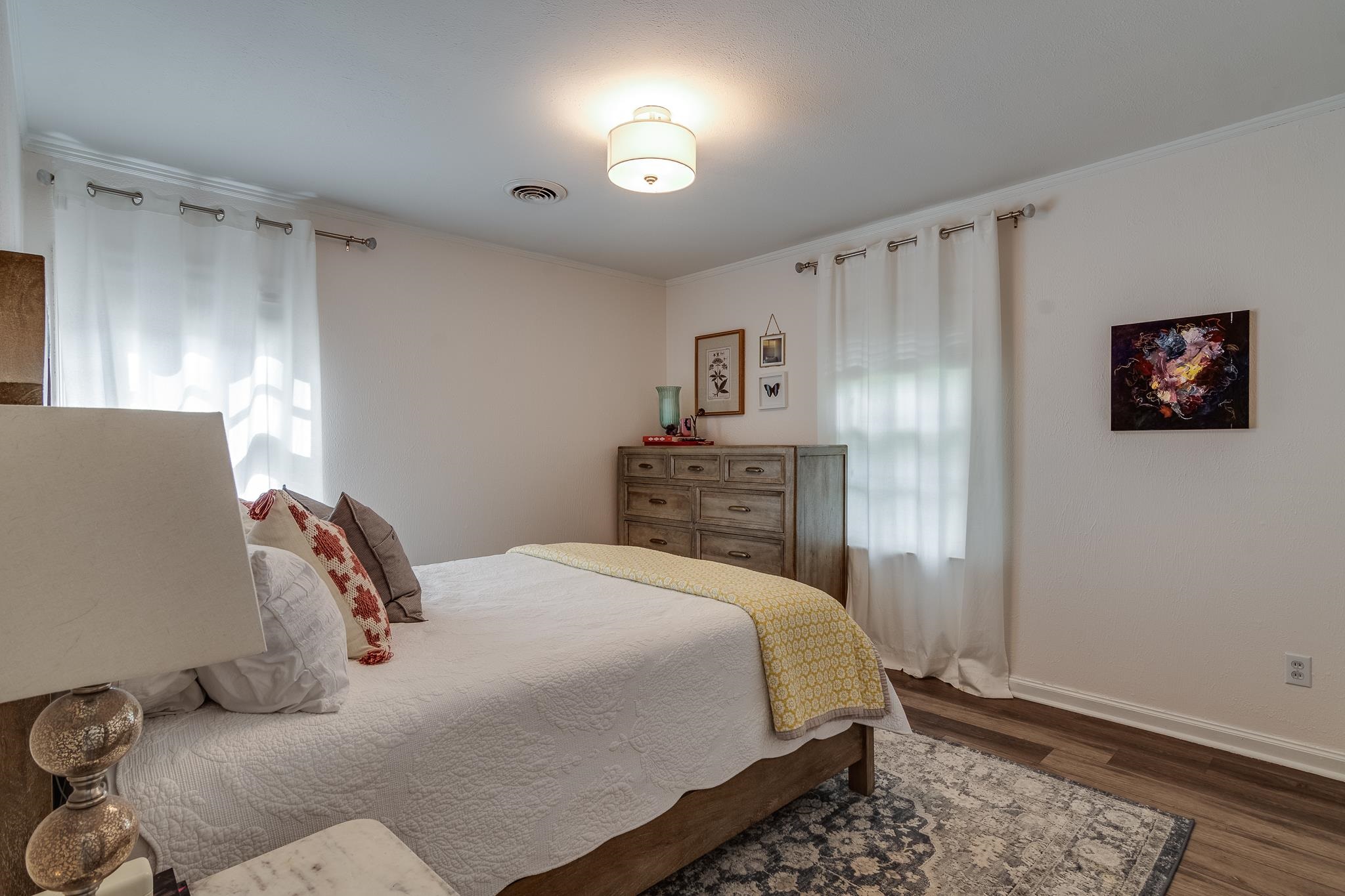 3901 Lytle Circle Memphis, TN 38122 - Photo 22 of 36 a bedroom with a bed and a flat screen tv