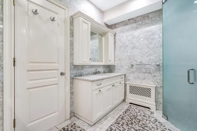 $4,700,000 | 850 East 23rd Street, Unit PRIVATE HOUSE | East Midwood