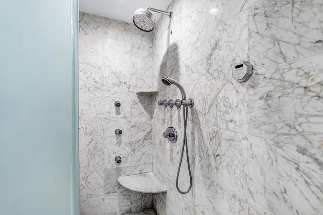 $4,700,000 | 850 East 23rd Street, Unit PRIVATE HOUSE | East Midwood