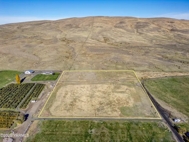 a view of wooden floor