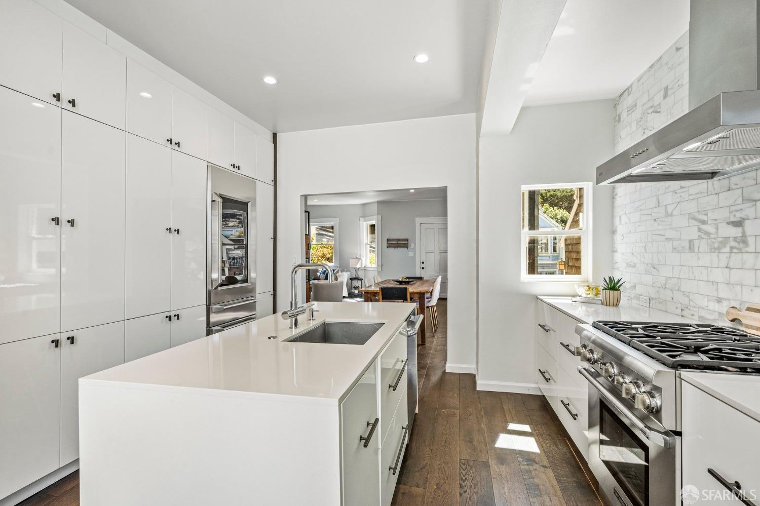 261 Ripley Street San Francisco, CA 94110 - Photo 8 of 33 Gallery Image 8