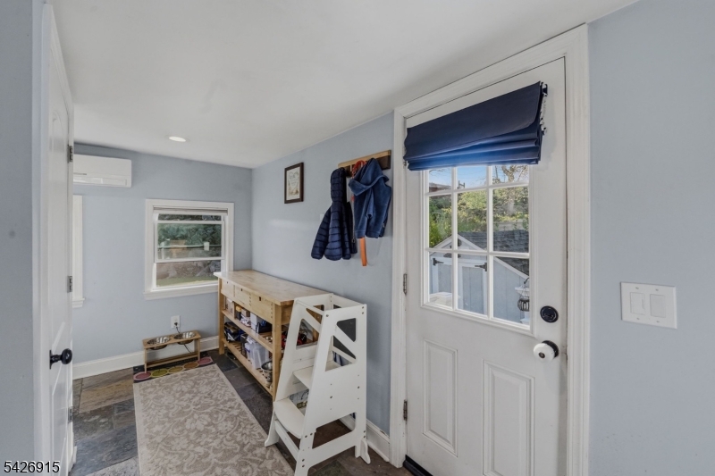 101 Pitney Road Hopatcong, NJ 07821 - Photo 12 of 38