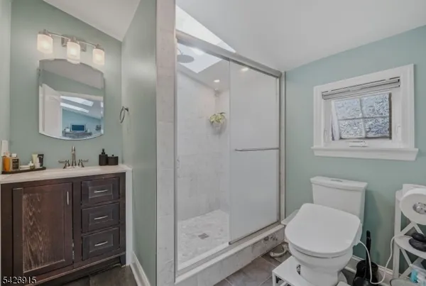 $435,000 | 101 Pitney Road, Hopatcong, NJ 07821