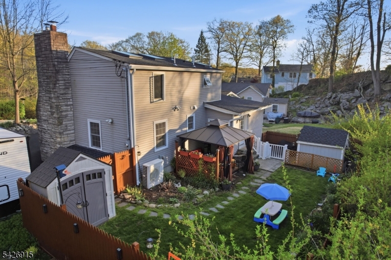 101 Pitney Road Hopatcong, NJ 07821 - Photo 28 of 38