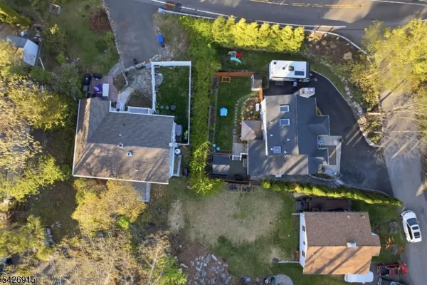 $435,000 | 101 Pitney Road, Hopatcong, NJ 07821