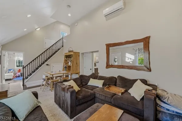 $435,000 | 101 Pitney Road, Hopatcong, NJ 07821