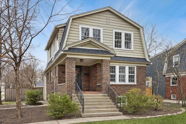 $876,000 | 347 Keystone Avenue, River Forest, IL 60305