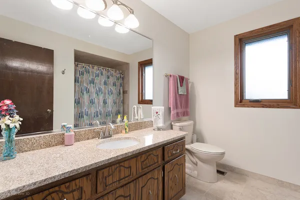 $549,999 | 17203 Highwood Drive, Orland Park, IL 60467