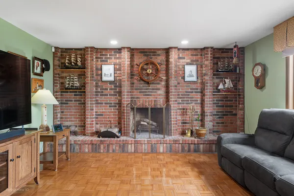 $549,999 | 17203 Highwood Drive, Orland Park, IL 60467