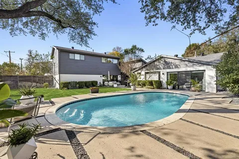 $1,995,000 | 5640 Brookstown Drive, Dallas, TX 75230
