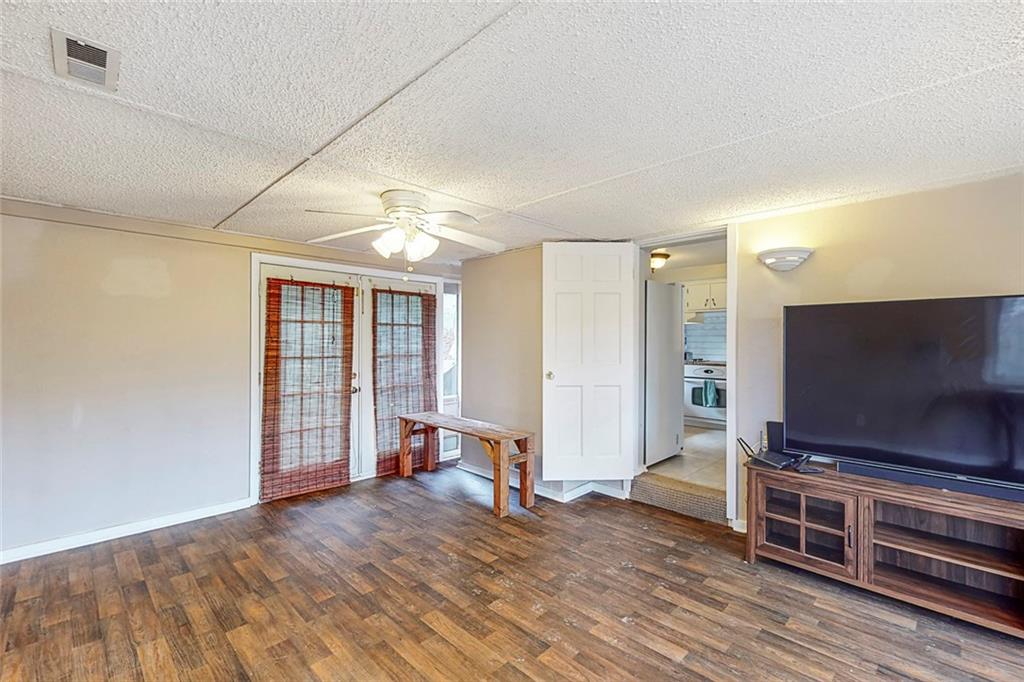 2340 Washington Road Canonsburg, PA 15317 - Photo 4 of 23 Gallery Image 4